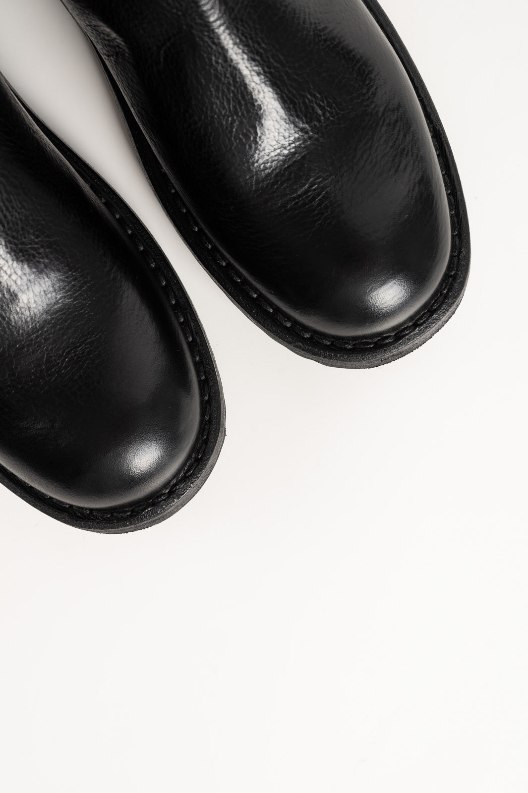 Zip Boot Kobe | Raw Black Calf Leather