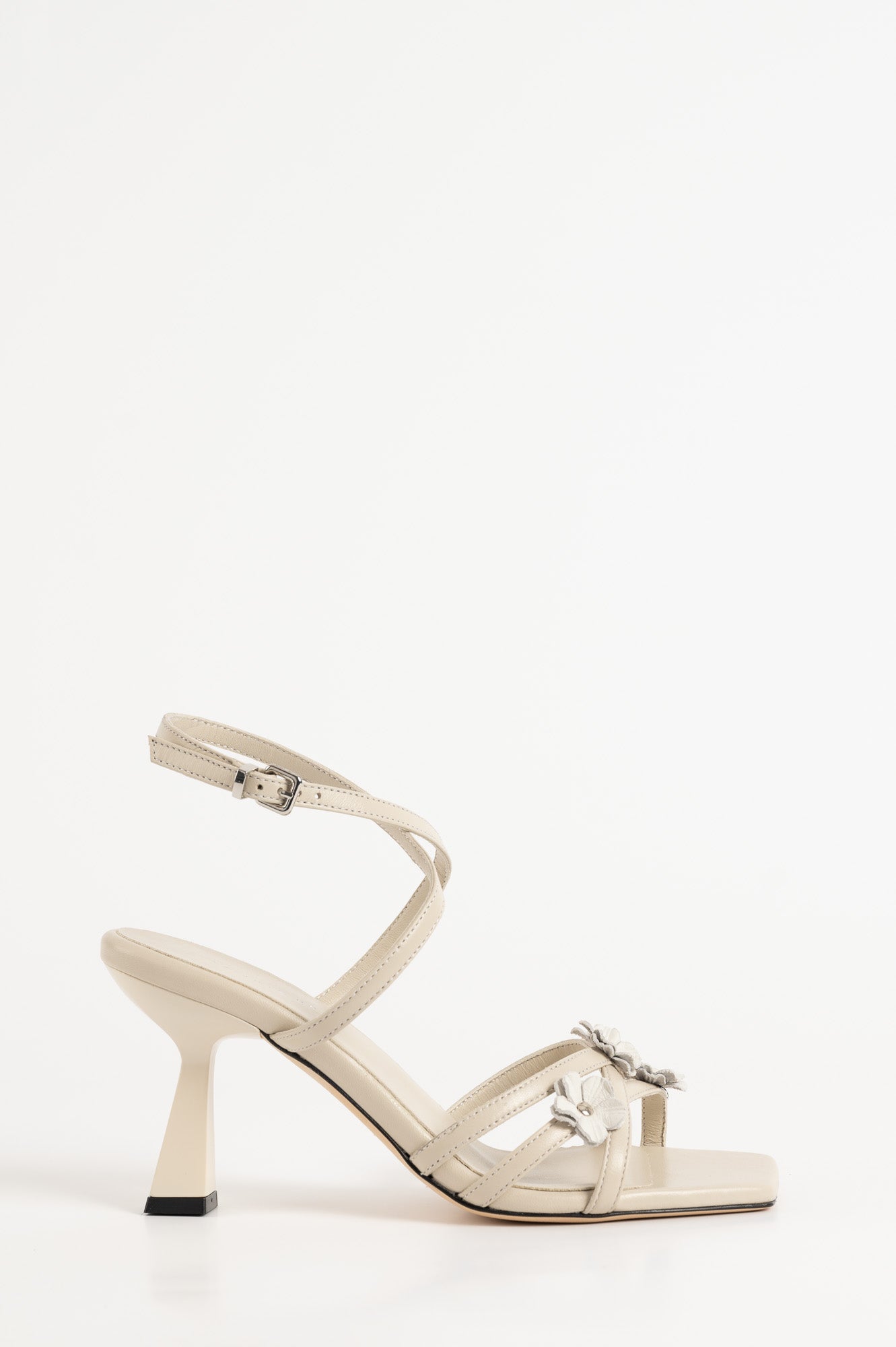 Flora Sandal | Off-White