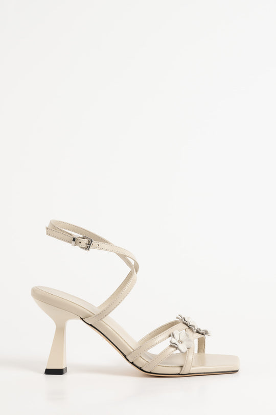 Heeled Sandal Flora | Eggshell White Calf Leather