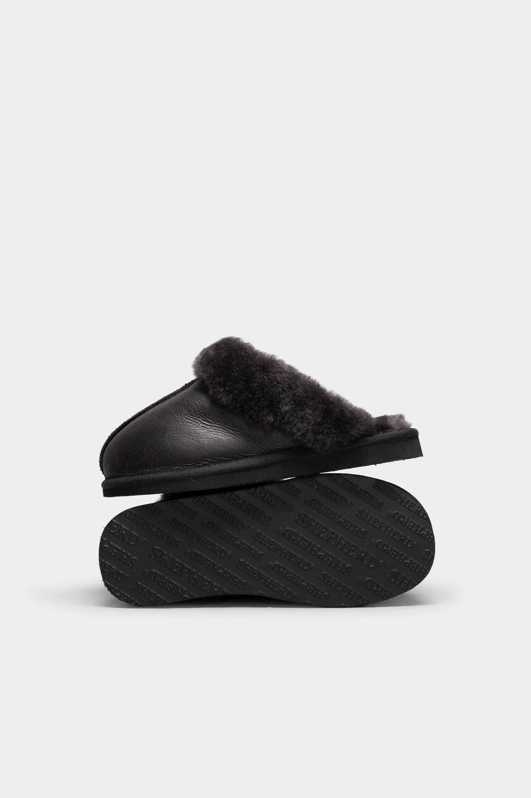 Slip-In Flat Jessica | Off Black Suede Shearling
