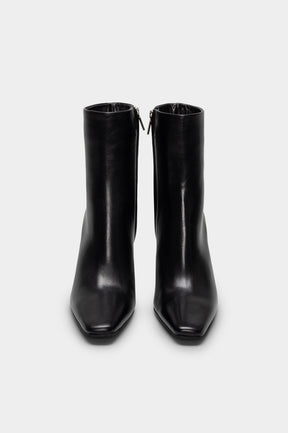 Heeled Ankle Boot Tripon | Black Calf Leather