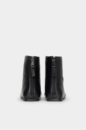 Flat Boot Ember | Deep Black Calf Leather