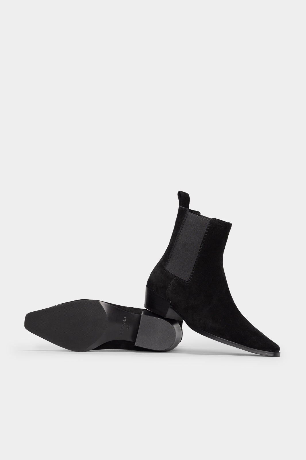 Chelsea Boot Gwen | Deep Black Suede