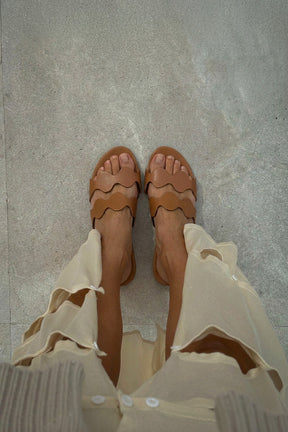 Flat Sandal Wave | Light Brown Calf Leather