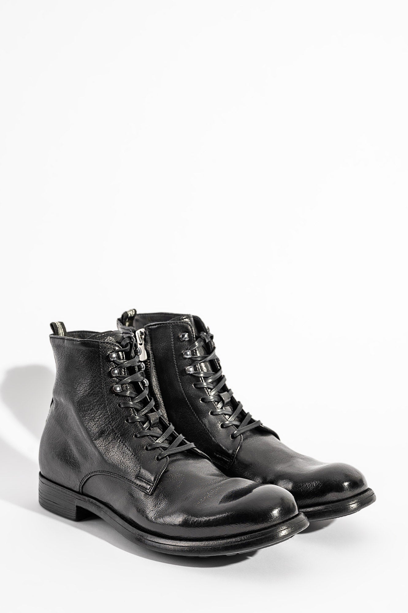 Boot Chronicle 004 | Black Leather